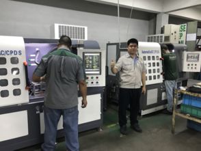 攜手一帶一路，服務(wù)沿線國(guó)家——我校機(jī)電工程系教師赴馬來西亞開展設(shè)備調(diào)試與技術(shù)交流